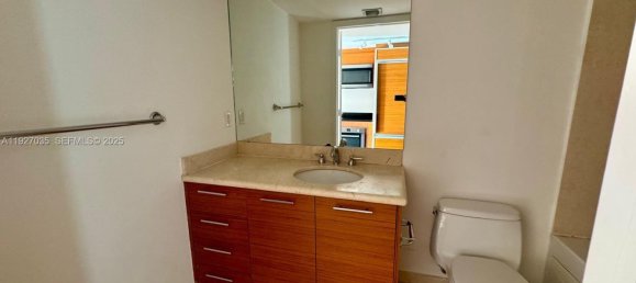 52.68m² propriété commerciale à vendre à Miami, Miami-Dade, Florida, USA № 614492 27