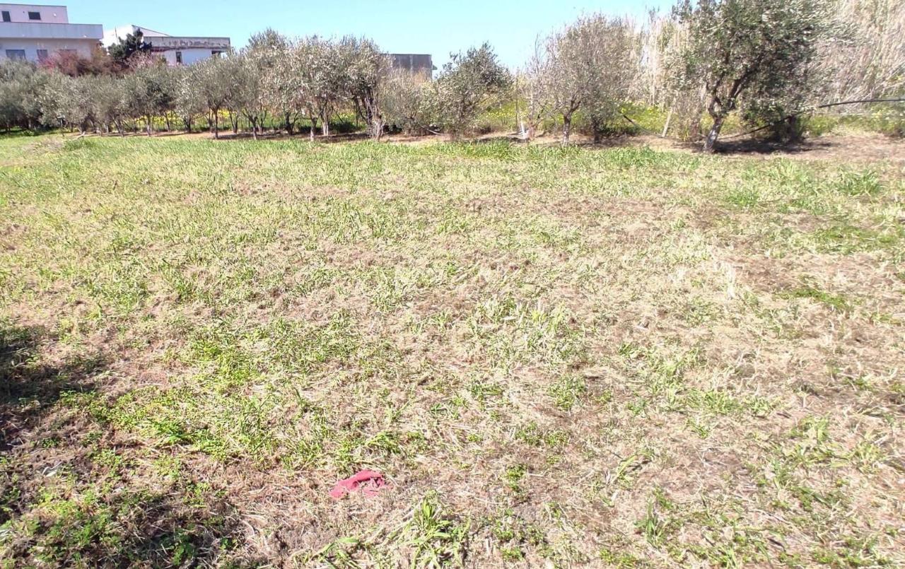Terreno en Spadafora, Italy 440 m² No. 159948