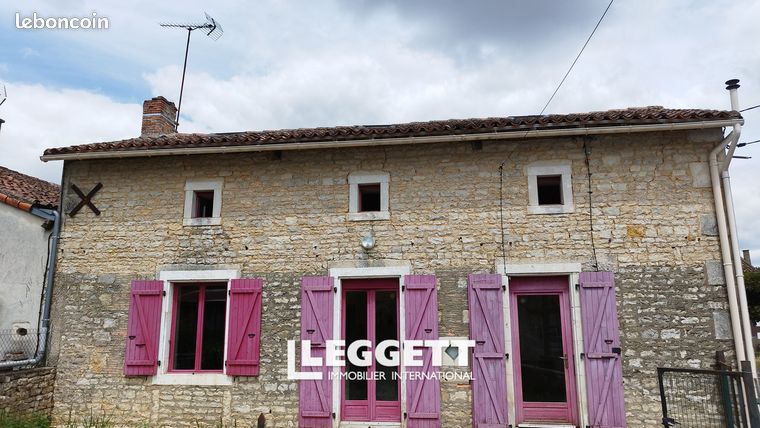 3 bedrooms House in Vienne, France No. 312826