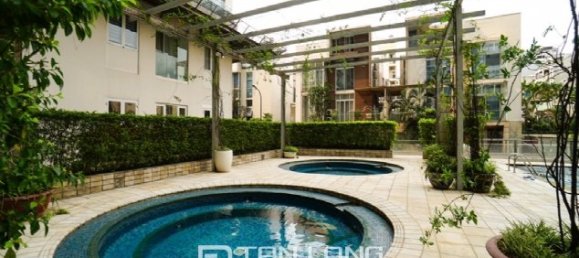 4 غرف نوم شقة في Tay Ho, Vietnam رقم 1070 10