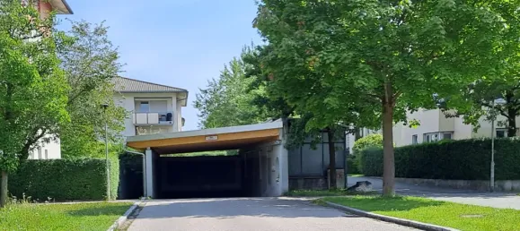 Parkplatz in München, Germany, Nr. 309954 3