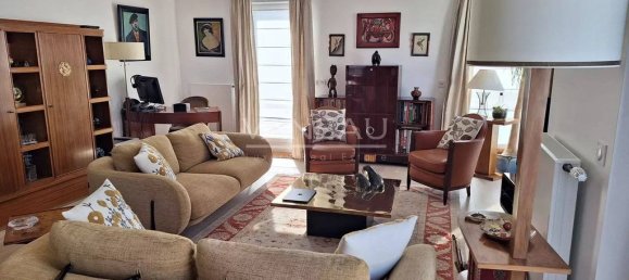 Квартира с 2 спальнями в Рюэй-Мальмезон, Франция № 182857 8