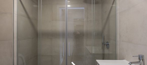 3 bedrooms Apartment in Porto, Portugal No. 105750 19