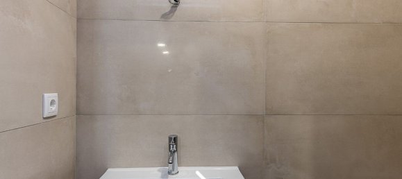 3 bedrooms Apartment in Porto, Portugal No. 105750 14