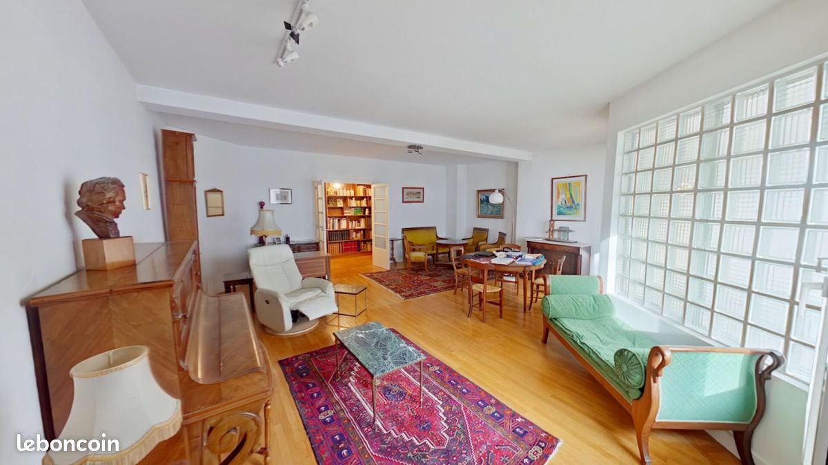 2 Schlafzimmer Wohnung in Tours, France, Nr. 238580