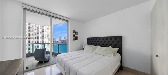 2 Schlafzimmer Gewerbliche Immobilien in Miami, USA, Nr. 615549 4