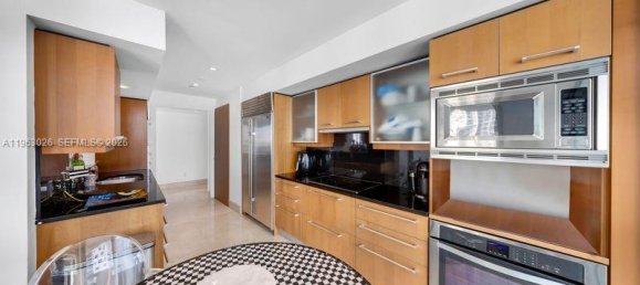 2 Schlafzimmer Gewerbliche Immobilien in Miami, USA, Nr. 615549 14
