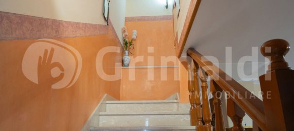 Villa de 6 dormitorios en Parete, Italy No. 322313 10