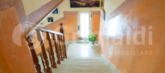 Villa de 6 dormitorios en Parete, Italy No. 322313 11