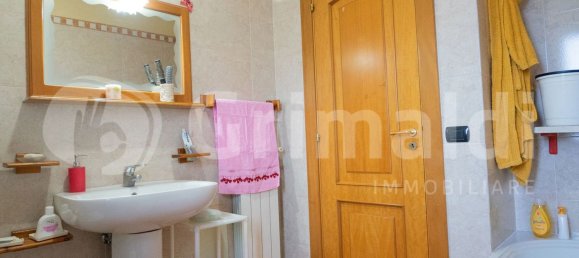 Villa de 6 dormitorios en Parete, Italy No. 322313 18