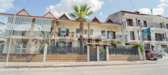 Villa de 6 dormitorios en Parete, Italy No. 322313 2