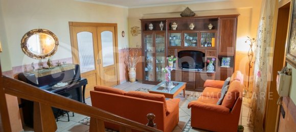 Villa de 6 dormitorios en Parete, Italy No. 322313 3