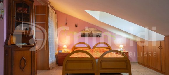 Villa de 6 dormitorios en Parete, Italy No. 322313 27