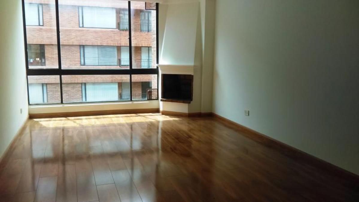 3 bedrooms House in Bogota, Colombia No. 10837