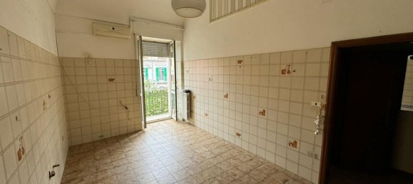 Apartamento de 3 habitaciónes en Barletta, Italy No. 26152 16