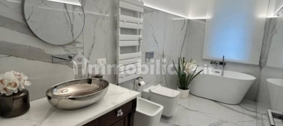 2 chambres Appartement à Milan, Italy No. 320053 32