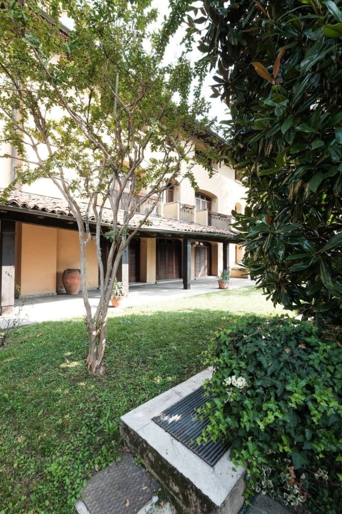 11غرفة منزل في Canonica d'Adda, Italy رقم 3420