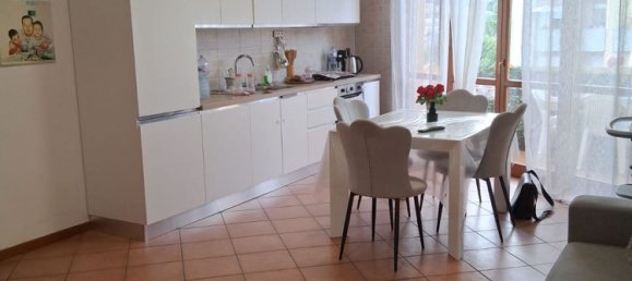 4 rooms Apartment in Perugia, Italy No. 300891 3