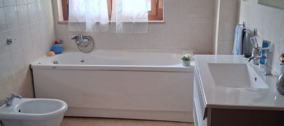 4 rooms Apartment in Perugia, Italy No. 300891 12