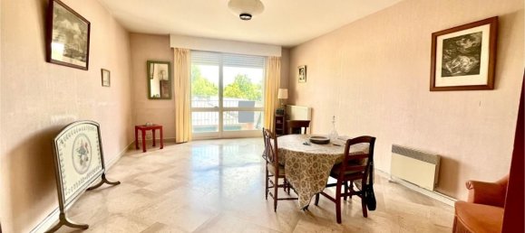 3 bedrooms Apartment in Saintes, France No. 293298 2