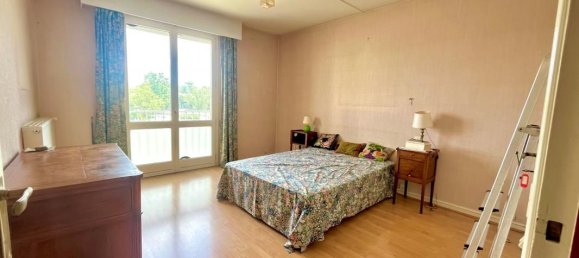 3 bedrooms Apartment in Saintes, France No. 293298 5