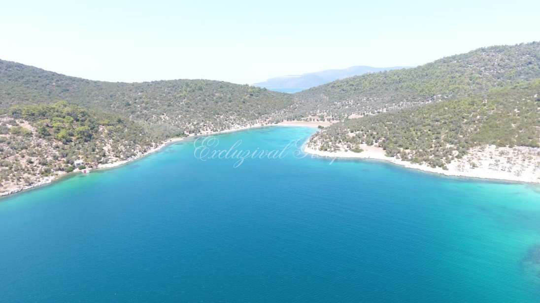 94000m² Land in Bodrum, Turkey No. 52675