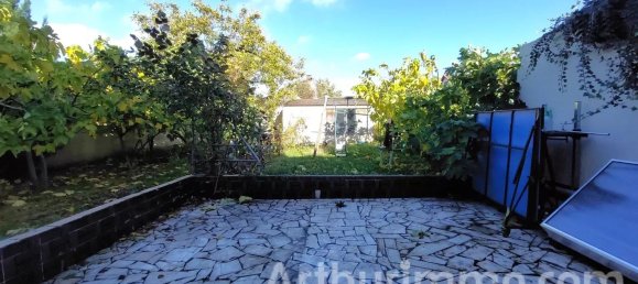 Casa de 5 dormitorios en Sevran, France No. 183522 17