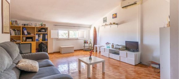 Apartamento de 4 habitaciónes en Cagliari, Italy No. 263005 3