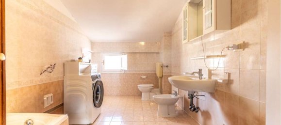 Apartamento de 4 habitaciónes en Cagliari, Italy No. 263005 26