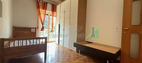 6 bedrooms Apartment in Usmate Velate, Italy No. 327103 16