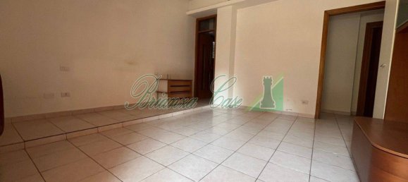 6 bedrooms Apartment in Usmate Velate, Italy No. 327103 24