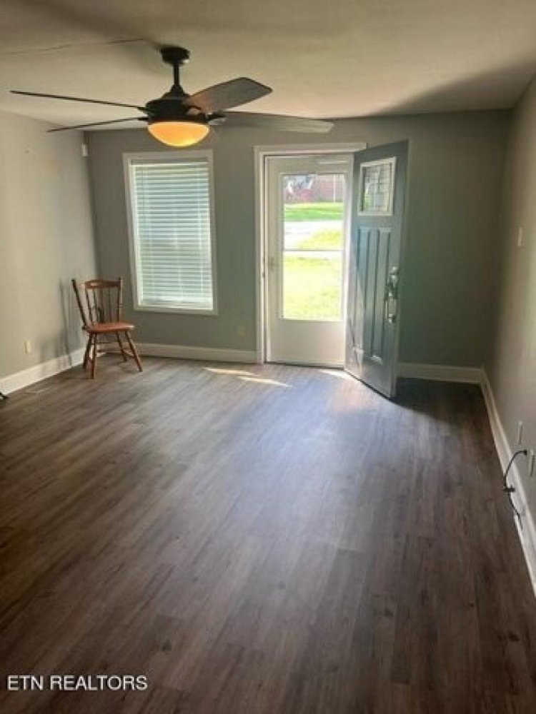 3 bedrooms House in Rockwood, USA No. 386834