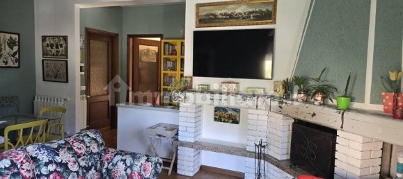 Apartamento de 2 dormitorios en Vobarno, Italy No. 350109 8