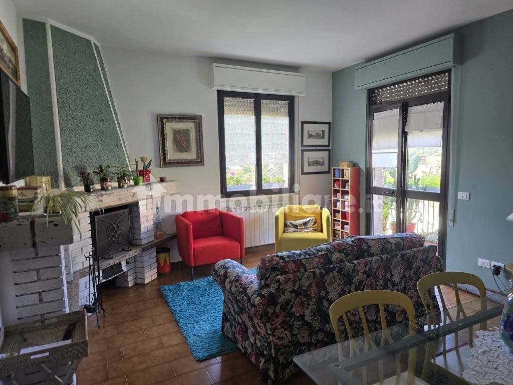 Apartamento de 2 dormitorios en Vobarno, Italy No. 350109