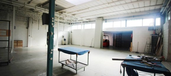 1000m² Warehouse in Lazzate, Italy No. 359784 16