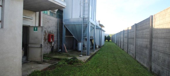 1000m² Warehouse in Lazzate, Italy No. 359784 3