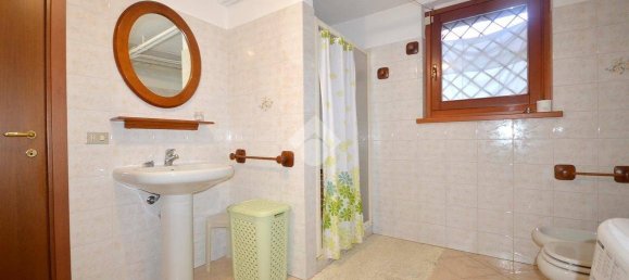 Villa T2 em Caronno Pertusella, Italy N.º 78809 32