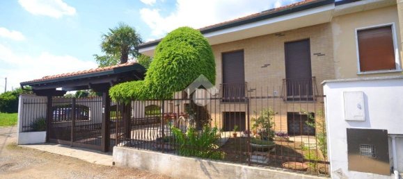 Villa T2 em Caronno Pertusella, Italy N.º 78809 33