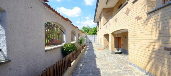 Villa T2 em Caronno Pertusella, Italy N.º 78809 2