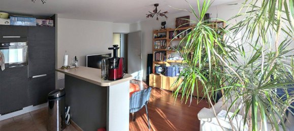 2 bedrooms Apartment in Montreuil, France No. 326867 3