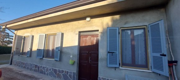 Casa de 7 habitaciónes en Borgonovo Val Tidone, Italy No. 162632 2