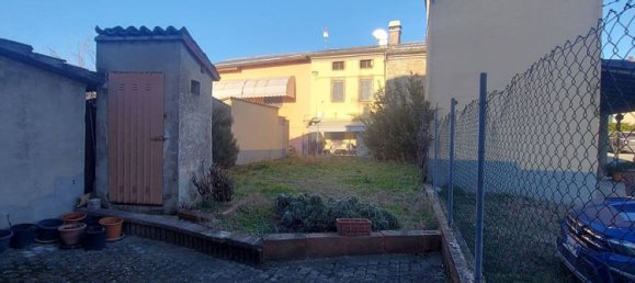 Casa de 7 habitaciónes en Borgonovo Val Tidone, Italy No. 162632 16