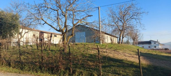 Casa de 7 habitaciónes en Borgonovo Val Tidone, Italy No. 162632 32