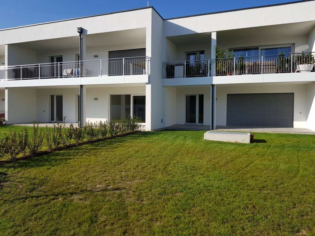 Гараж в Аспах, Австрия № 111534