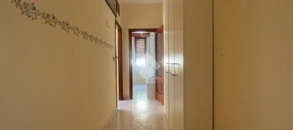 Квартира с 1 спальней в Катандзаро, Италия № 356081 13