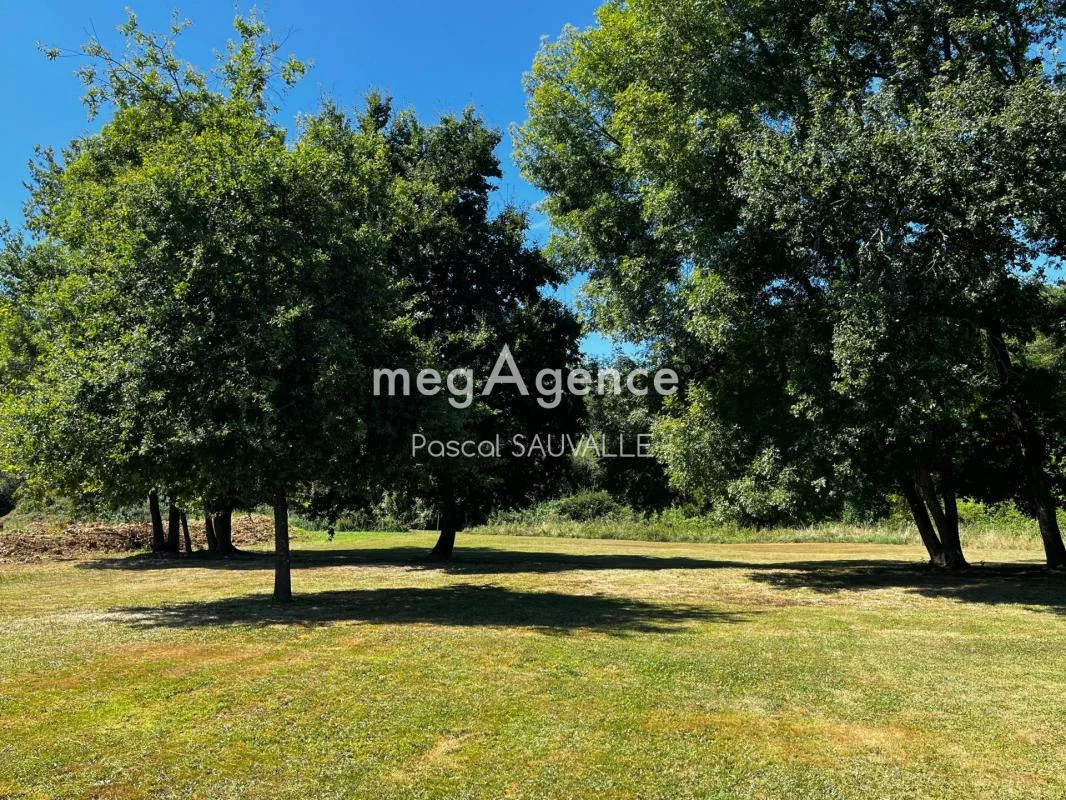 Terreno en Chanterac, France 2085 m² No. 104439