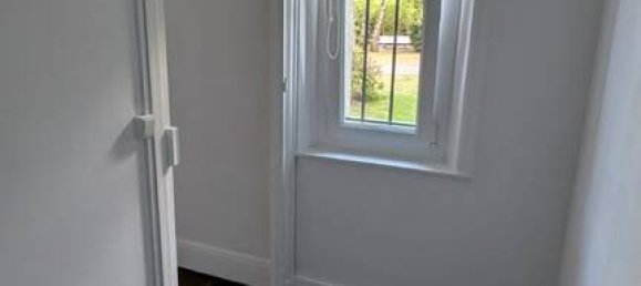 2 bedrooms Apartment in Compiegne, France No. 358211 8