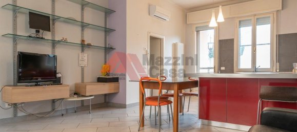 5 rooms Apartment in Ravenna, Italy No. 33005 2