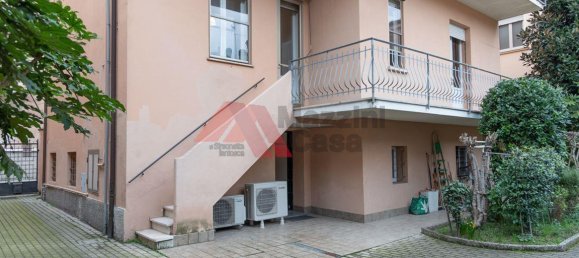 5 rooms Apartment in Ravenna, Italy No. 33005 15