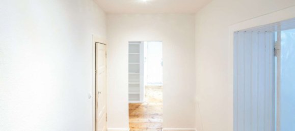 3 rooms Apartment in Neukolln, Germany No. 278431 3